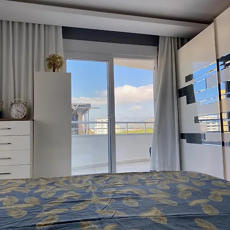 Fully Furnished With View شقة *